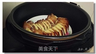 土豆蒸酱肉的做法步骤：7