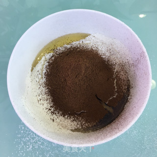 可可蛋糕卷的做法步骤：3