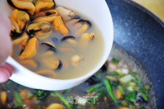 海虹菠菜打卤面的做法步骤：6