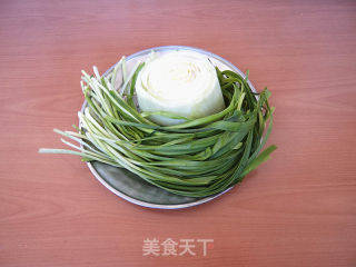 海米韭菜馅锅贴的做法步骤：5