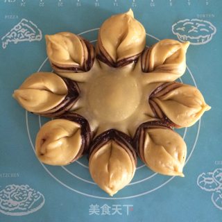 豆沙馅花样面包的做法步骤：10