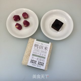 牡丹花护肤粥的做法步骤：1