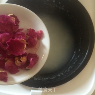 牡丹花护肤粥的做法步骤：5