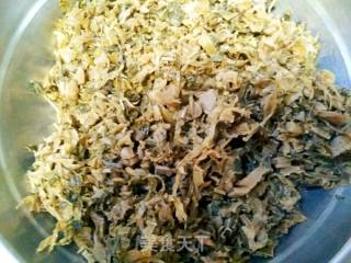 梅菜烧饼的做法步骤：2