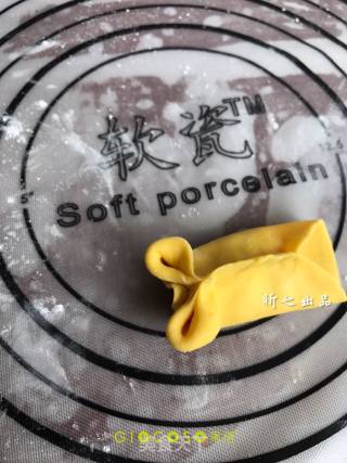 金鱼饺子的做法步骤：5