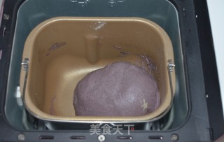 紫米红糖面包的做法步骤：4