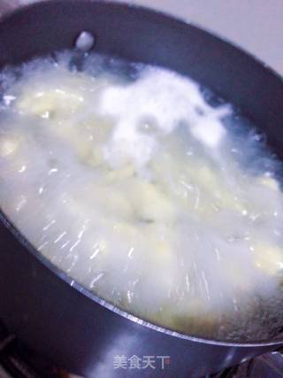 煮饺子的做法步骤：4