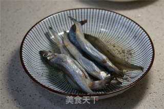 芝麻多春鱼的做法步骤：3