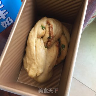 葱香海苔肉松面包的做法步骤：12
