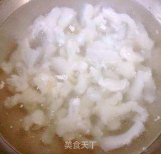 时蔬炖蹄筋的做法步骤：2