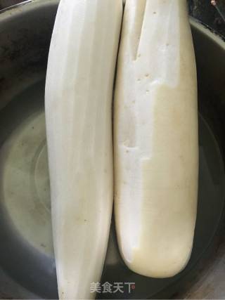 泡椒萝卜的做法步骤：1