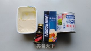 香草奶油冰砖的做法步骤：1
