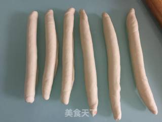 德国碱水面包普雷结的做法步骤：4