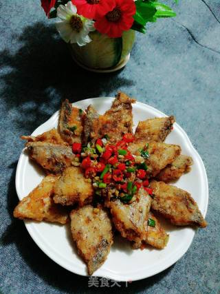 椒盐带鱼的做法步骤：9