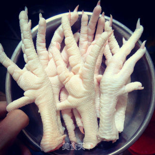 玛卡鲜鲍炖花胶汤的做法步骤：4