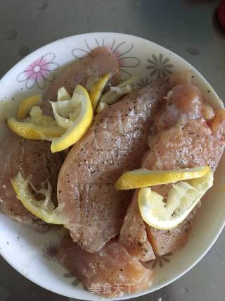 柠檬鸡块的做法步骤：3
