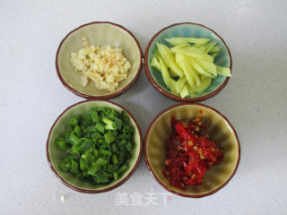 泡椒烤蛤蜊的做法步骤：2