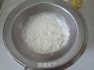 无油酸奶杯子蛋糕的做法步骤：4