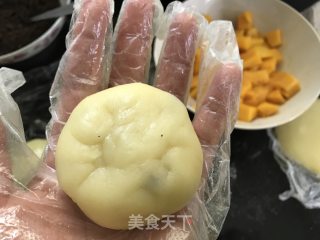 Q弹软糯、冰凉爽滑的奥利奥芒果雪媚娘的做法步骤：11