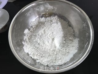 口感细腻好吃不怕胖的米蛋糕的做法步骤：3