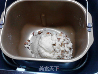 奶香菠萝蜜核面包的做法步骤：9