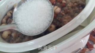 绿豆莲子祛湿养生汤的做法步骤：5