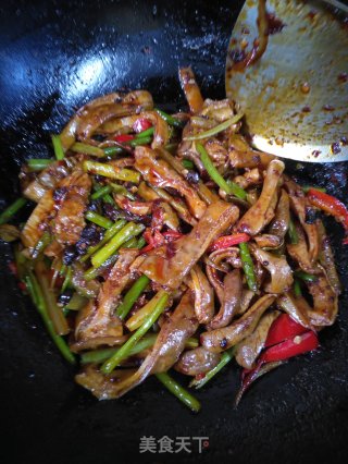 老干妈猪肚+酸菜猪肚面的做法步骤：21