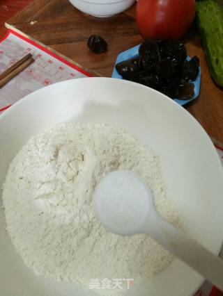 西红柿鸡蛋扯面的做法步骤：2