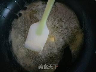 核桃蔓越莓牛轧糖的做法步骤：4