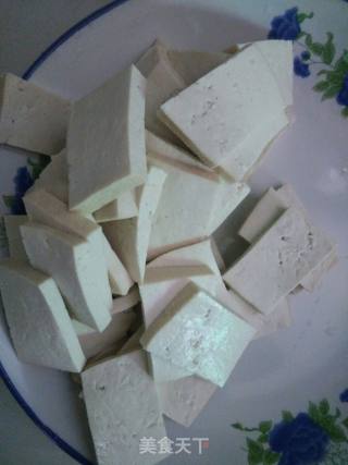 鲤鱼豆腐玉米汤的做法步骤：2