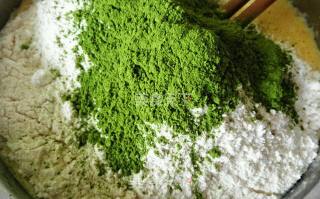 抹茶千层蛋糕的做法步骤：5