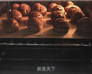 巧克力酥皮泡芙塔的做法步骤：11