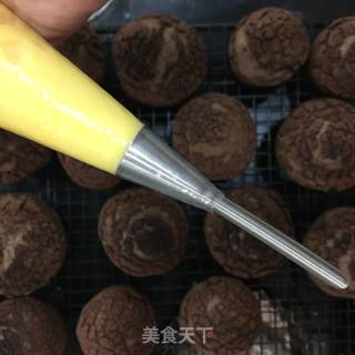 巧克力酥皮泡芙塔的做法步骤：14