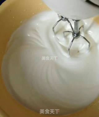 红丝绒蛋糕卷的做法步骤：5