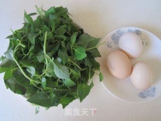 金芥炒鸡蛋的做法步骤：1