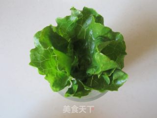 黄金馒头片配火腿蜜桃生菜卷的做法步骤：2