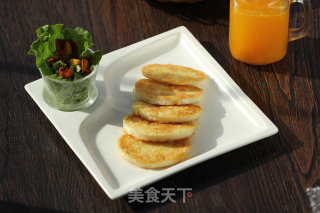黄金馒头片配火腿蜜桃生菜卷的做法步骤：10