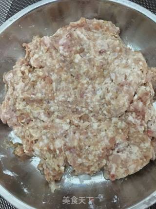 酿尖椒的做法步骤：2