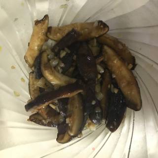 夹心蒜茸香菇照烧鸡腿饭的做法步骤：6