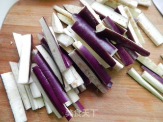 砂锅肉茄子煲的做法步骤：2