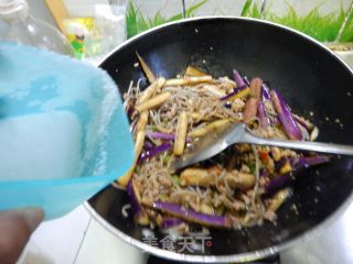 砂锅肉茄子煲的做法步骤：19