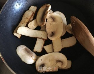 中西混搭式香煎鱼片的做法步骤：3