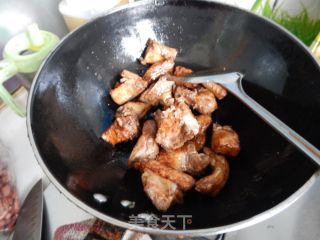 小土豆红烧排骨的做法步骤：5