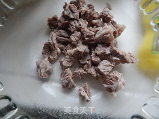 番茄土豆烧牛肉的做法步骤：1