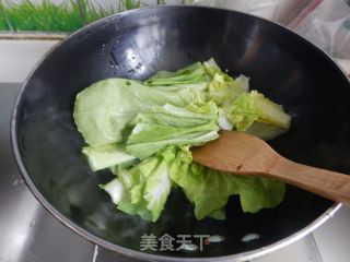 白菜豆腐丸汤的做法步骤：2