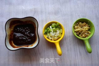 石锅炸酱芋头的做法步骤：3
