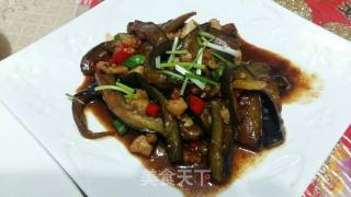 青红椒肉丁炒茄子的做法步骤：4