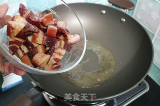 蒜苔炒腊肉的做法步骤：2