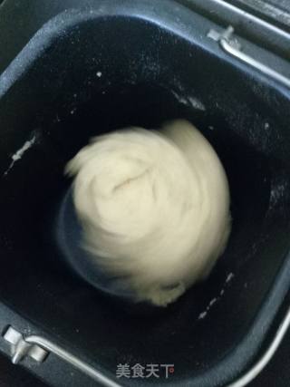 椰香挤挤包的做法步骤：5
