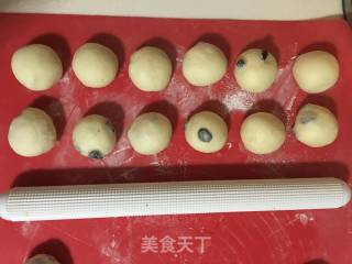 三股辫子包的做法步骤：4